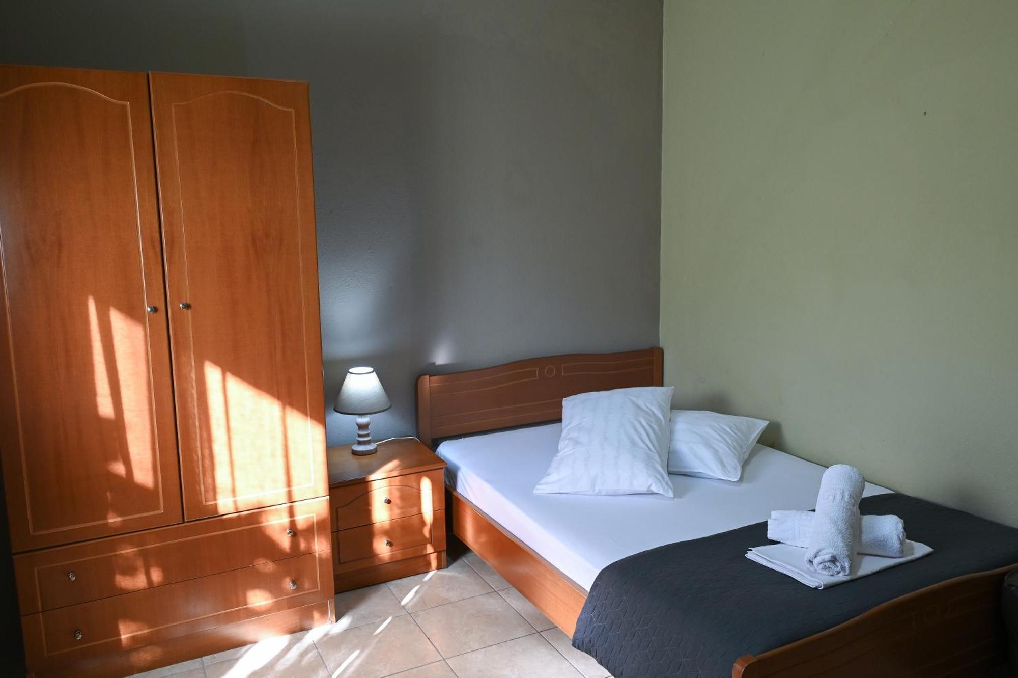 Harlaaki Appartement Litóchoron Buitenkant foto